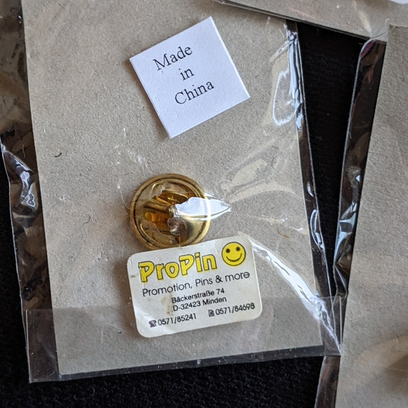 Mickey, Donald, Goofy ProPins - Picture 4 of 12